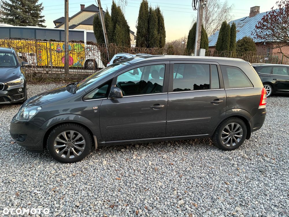 Opel Zafira 1.8 Design Edition - 4