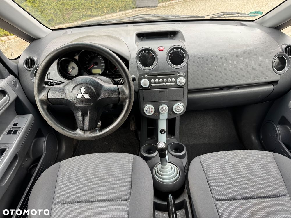 Mitsubishi Colt - 23