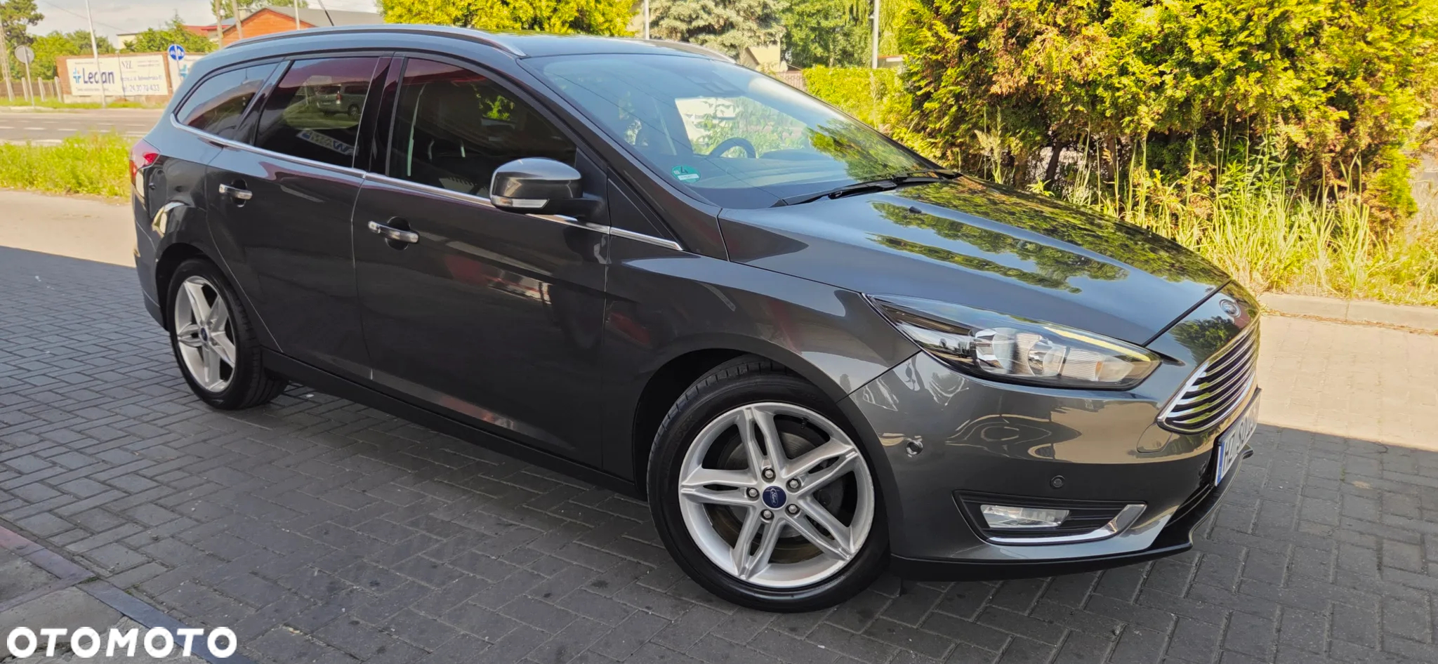 Ford Focus Turnier 1.0 EcoBoost Start-Stopp-System TITANIUM X - 15