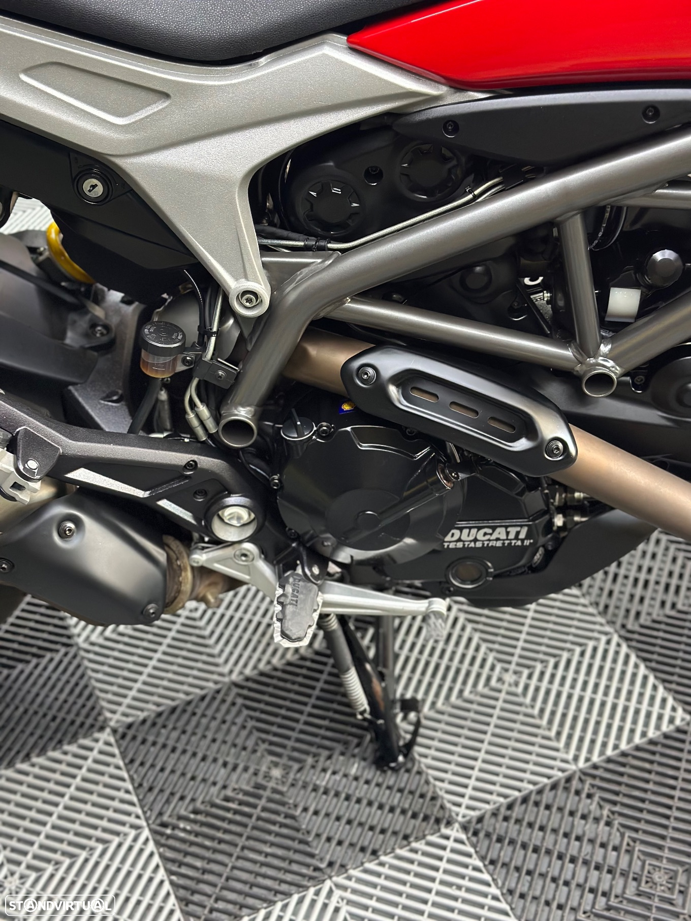 Ducati Hyperstrada 939 - 11