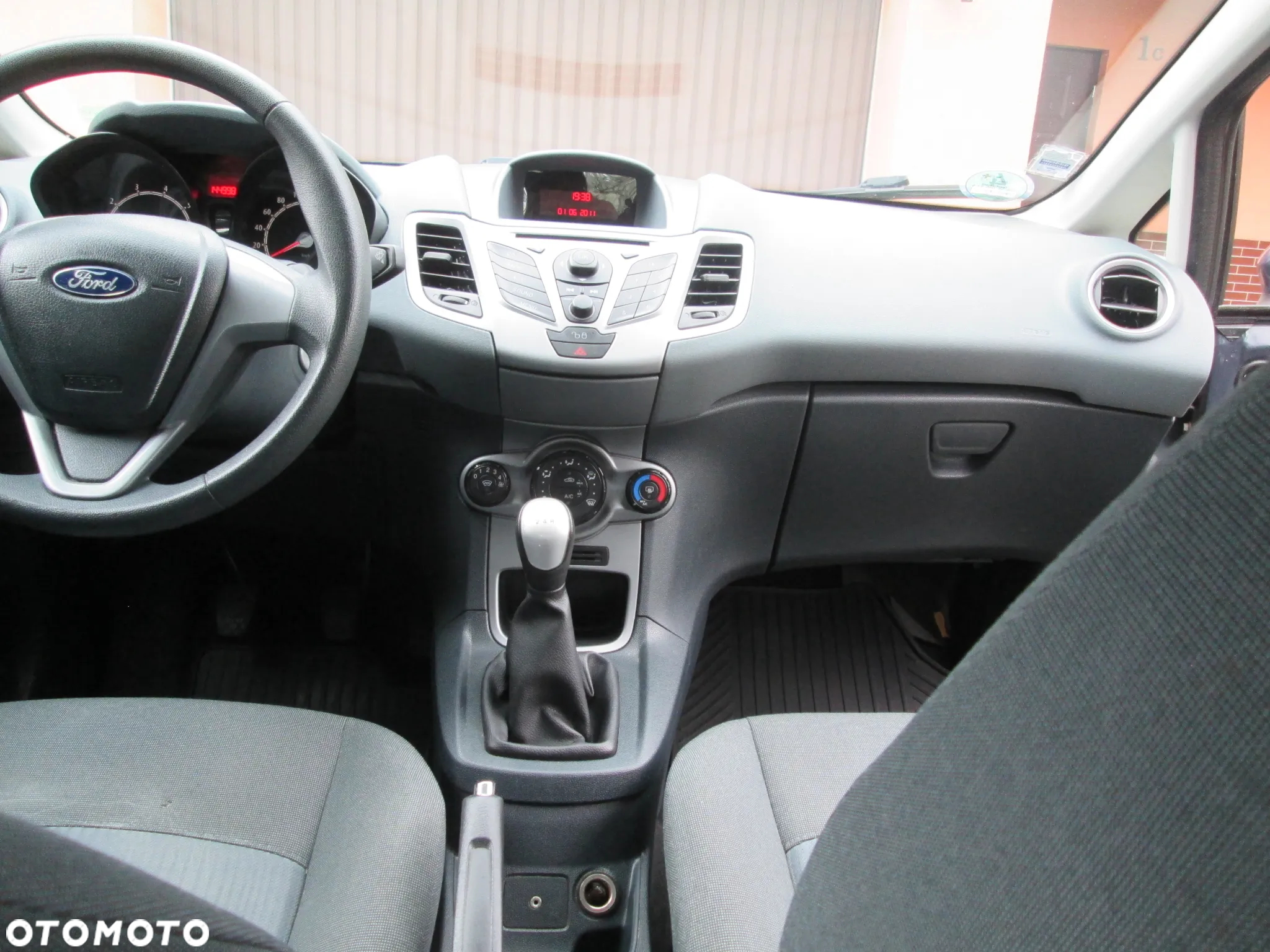 Ford Fiesta 1.25 Ambiente - 16