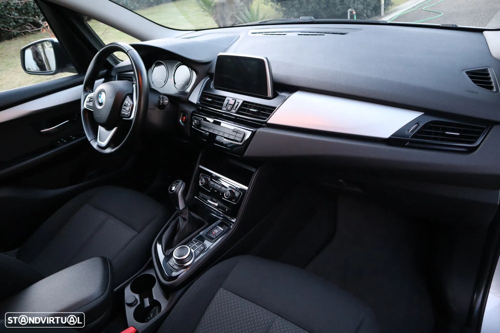 BMW 216 Gran Tourer i 7L Advantage - 22