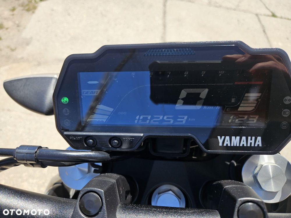 Yamaha MT - 7