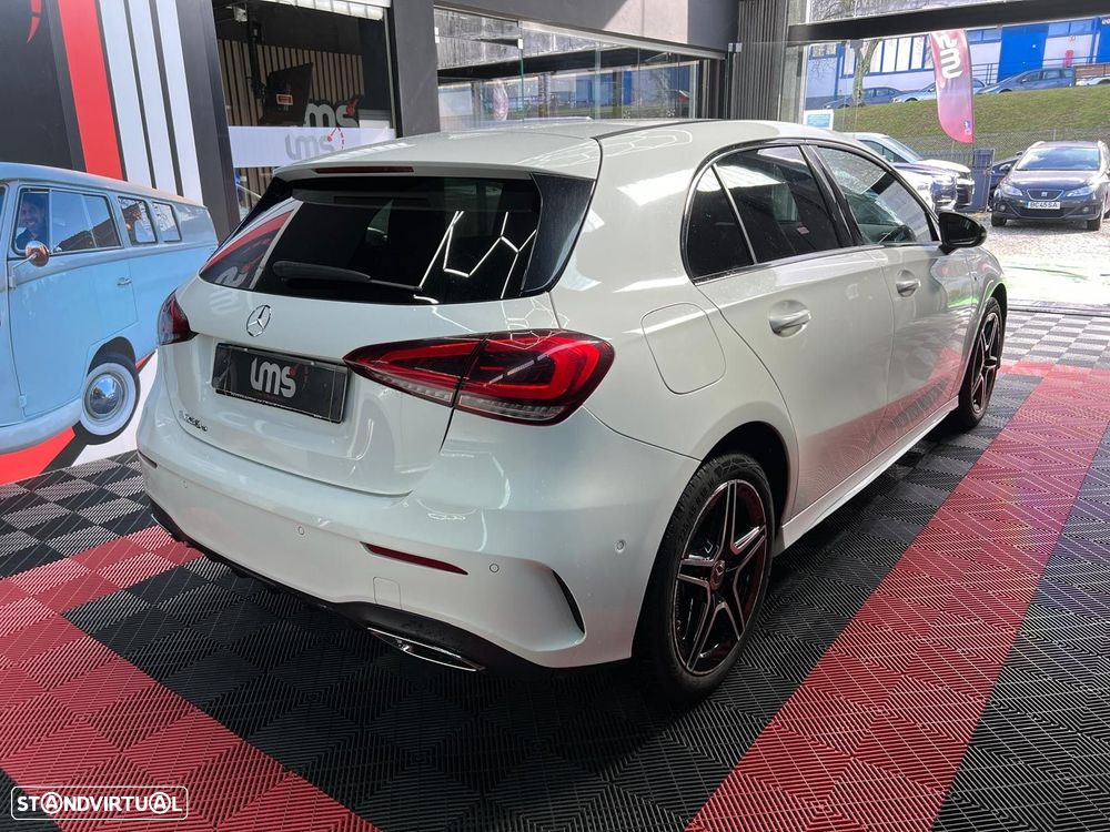 Mercedes-Benz A 250 e AMG Line - 4