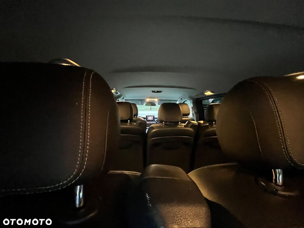Mercedes-Benz Klasa V 250 (BlueTEC) d Avantgarde 7G-Tronic - 21