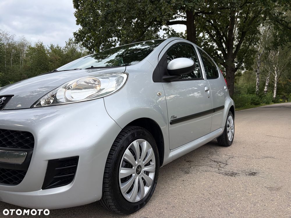 Peugeot 107 - 12