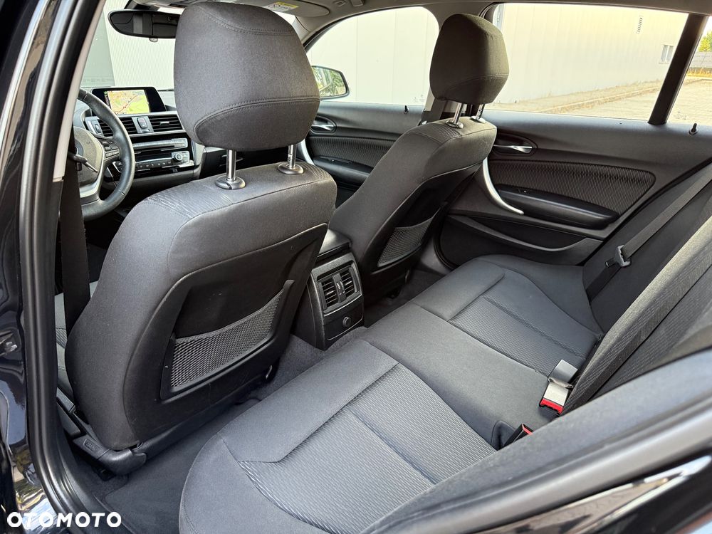 BMW Seria 1 120d Urban Line - 22