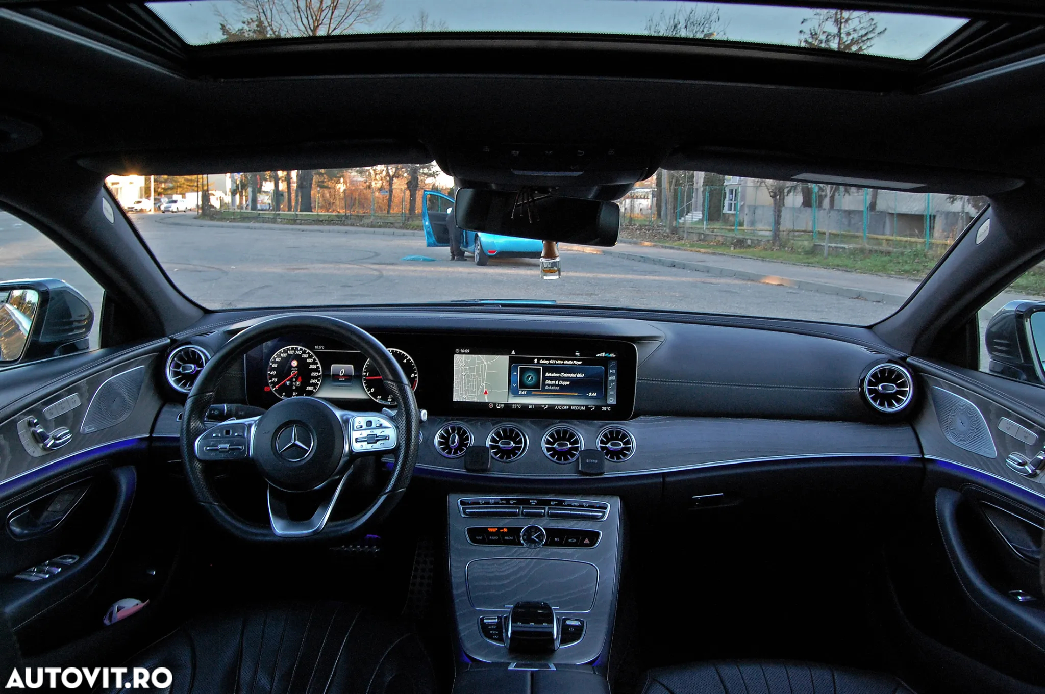 Mercedes-Benz CLS 300 d Aut - 16