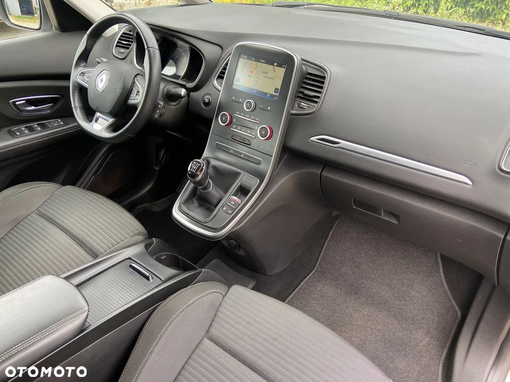 Renault Scenic - 3
