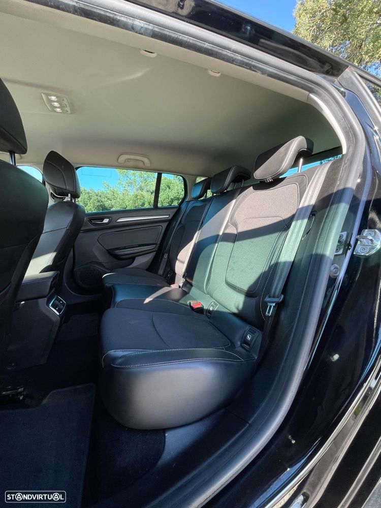 Renault Mégane Sport Tourer BLUE dCi 115 INTENS - 17