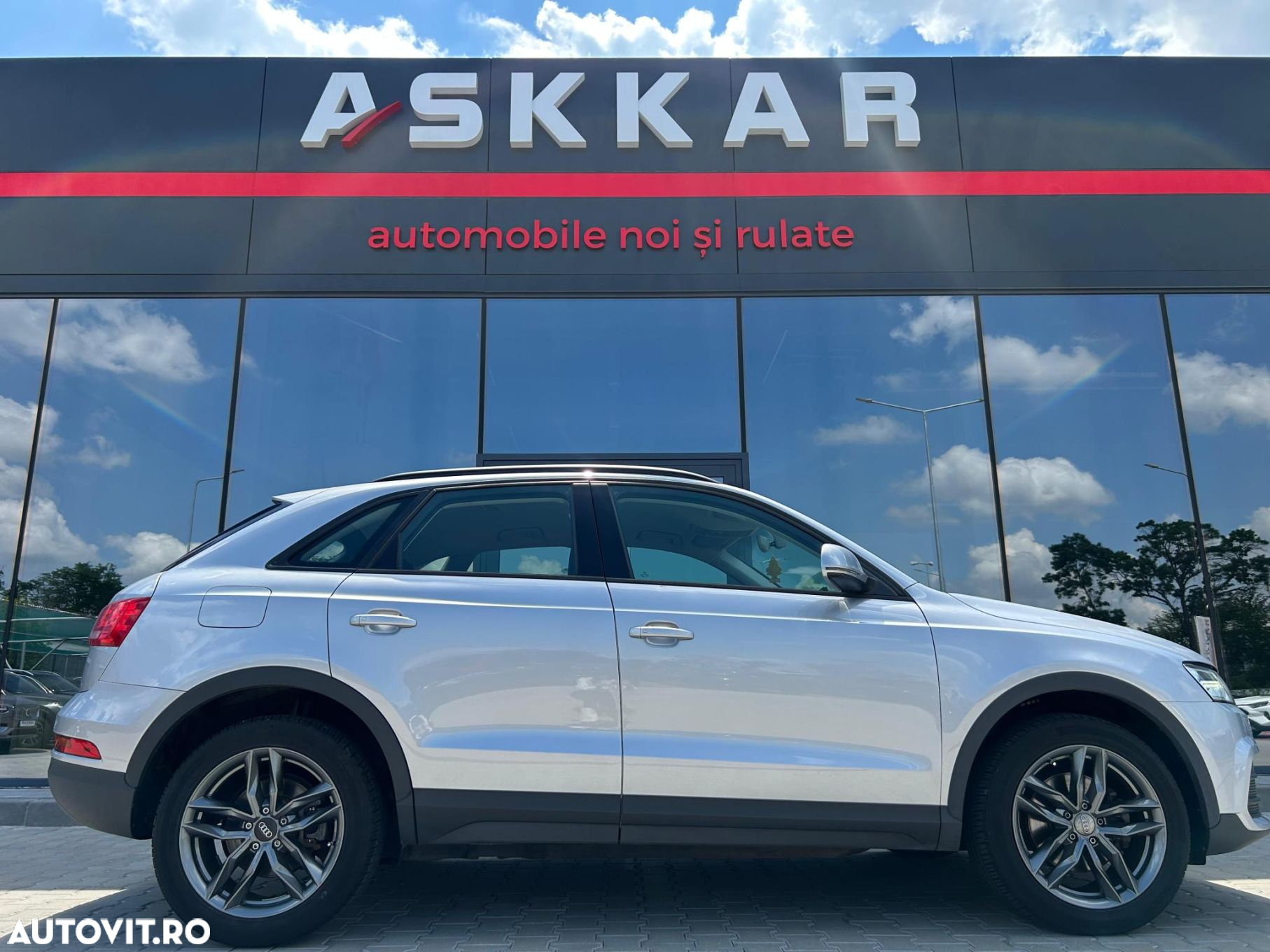 Audi Q3 1.4 TFSI Stronic Design - 4