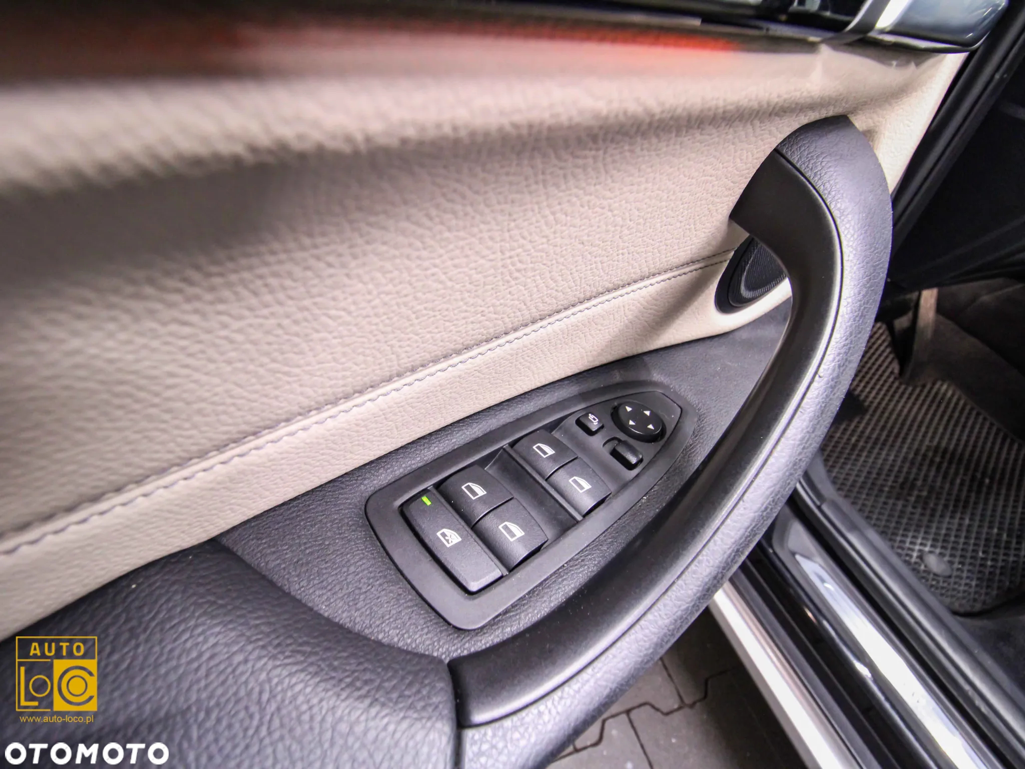 BMW X1 xDrive18d xLine - 28