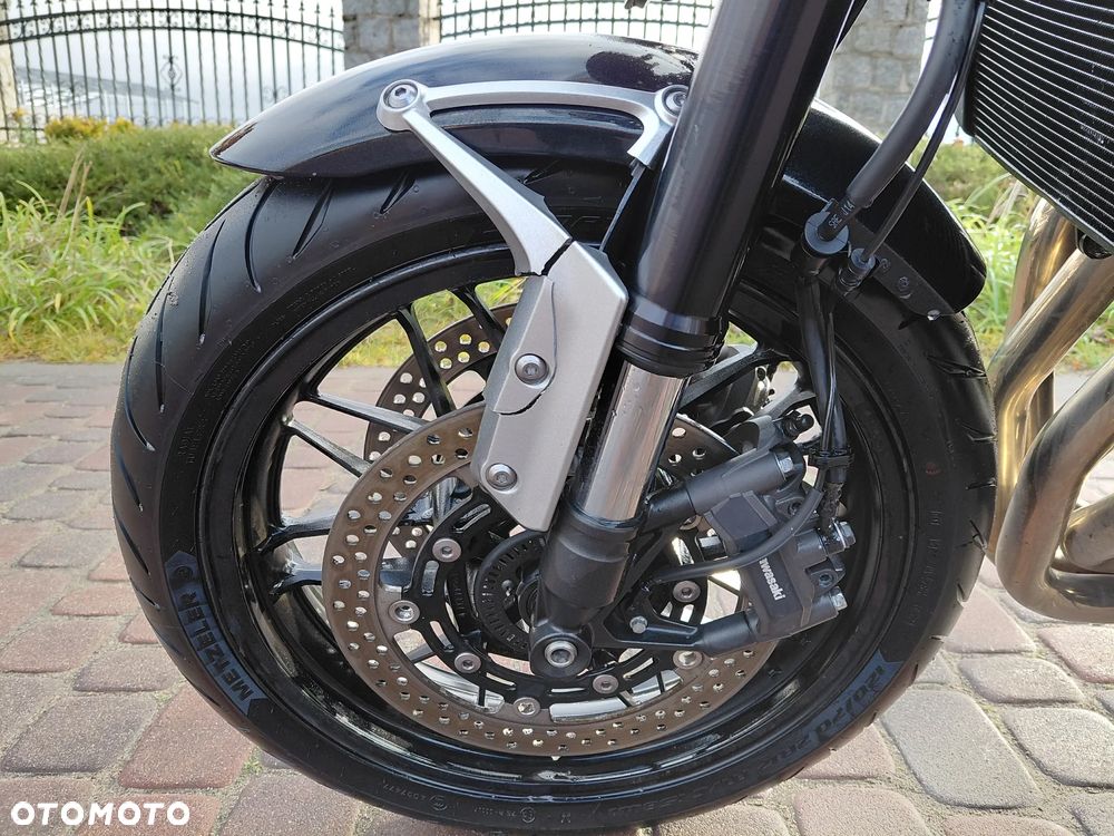 Kawasaki Z 900 - 16