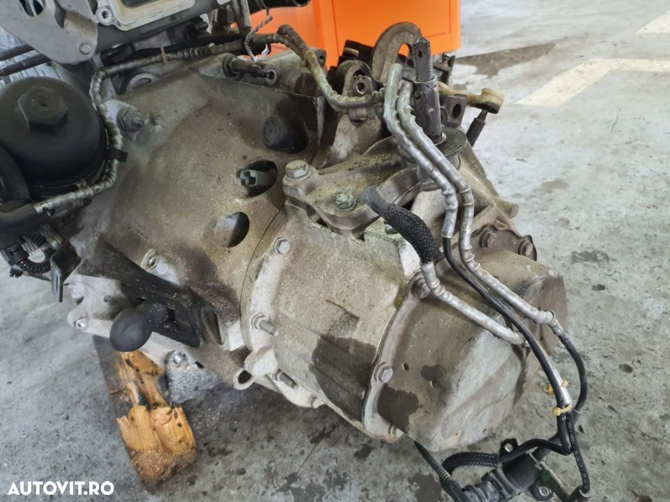 CUTIE VITEZE MANUALA 1.6 HDI 9H06 CITROEN C4 - 1