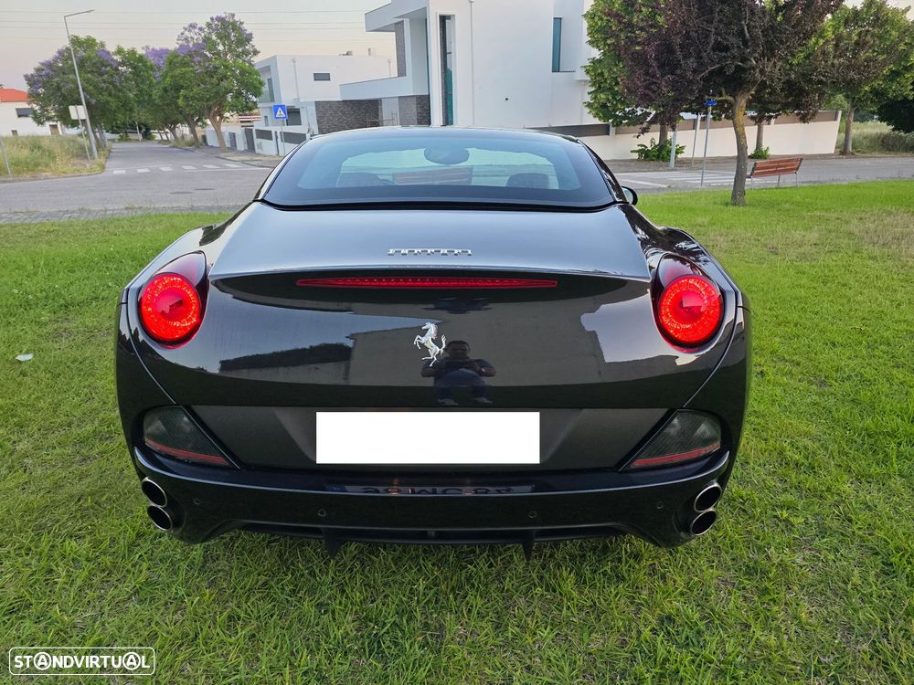 Ferrari California - 18