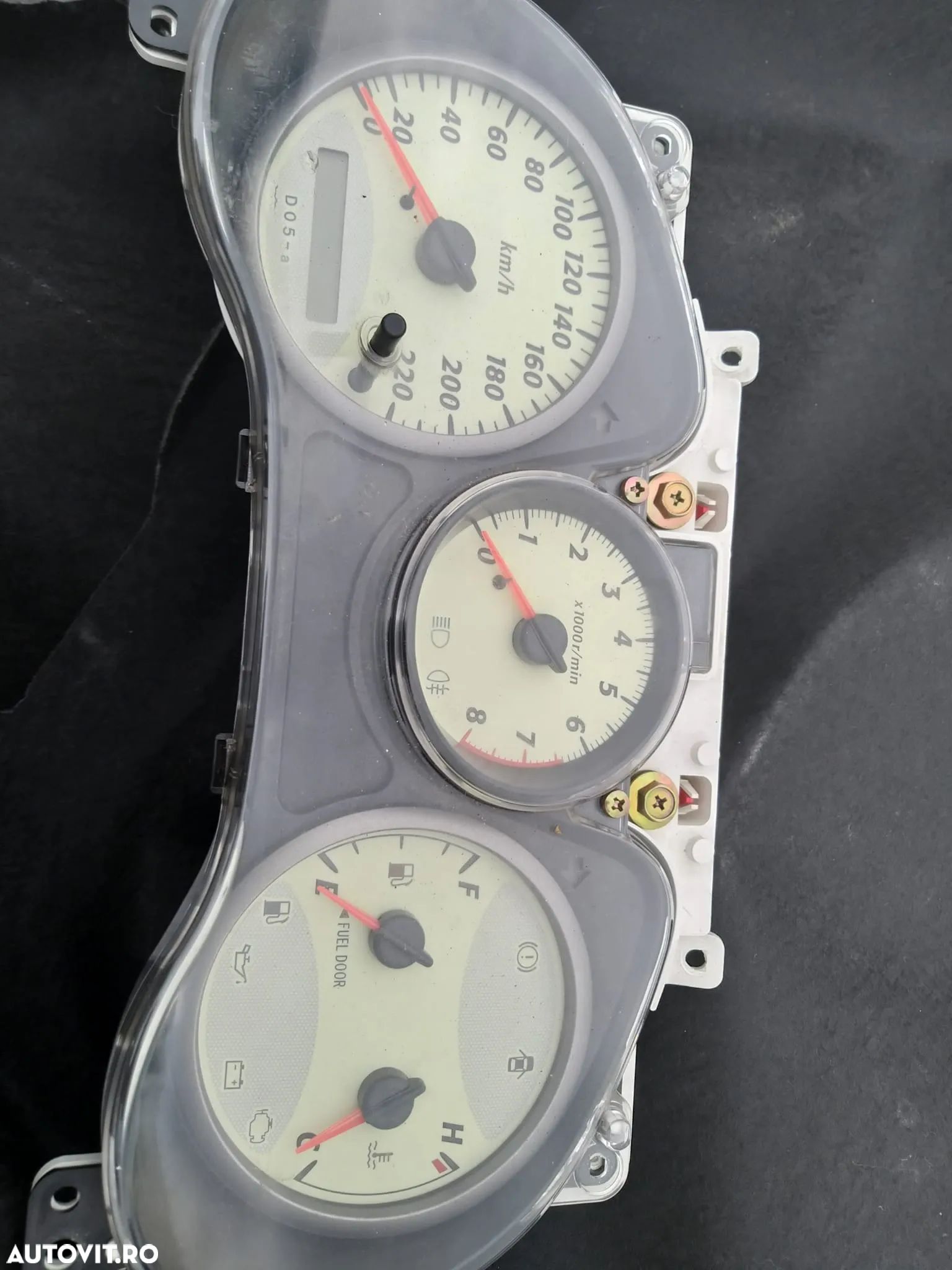 Ceas De Bord cod: 8380042860 pentru Toyota Rav 4 2.0, an 2000-2005 - 1