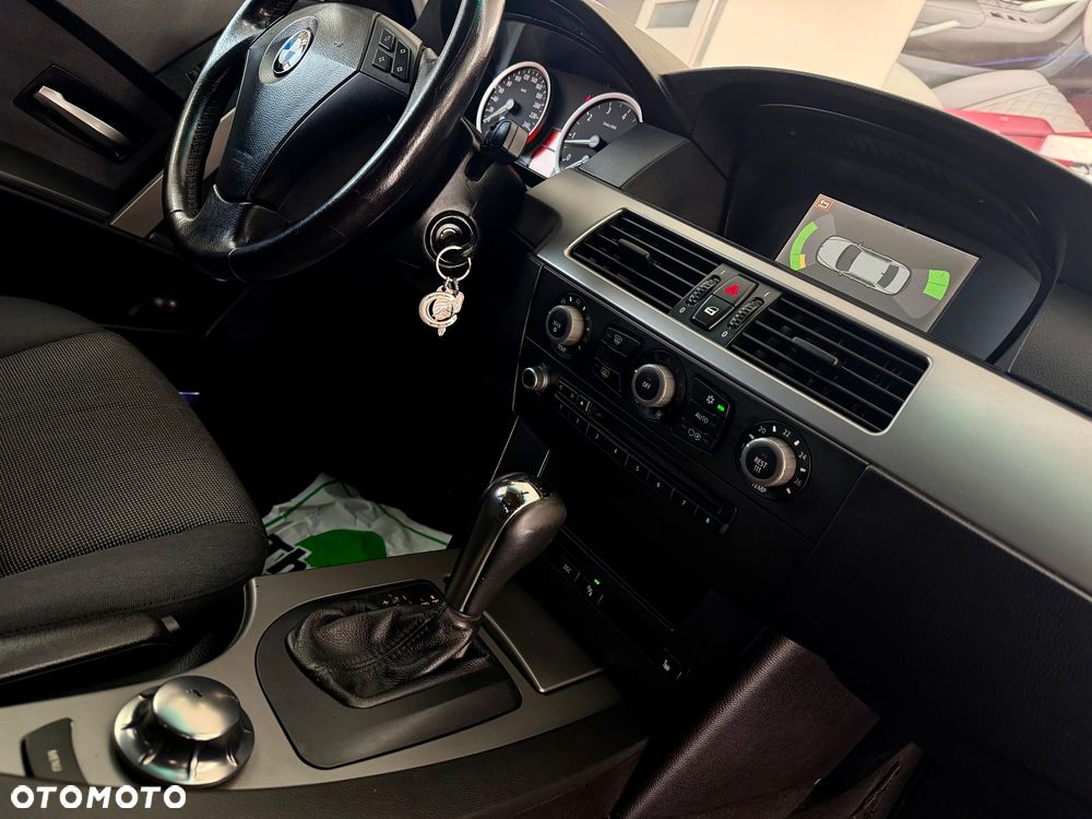 BMW Seria 5 - 35