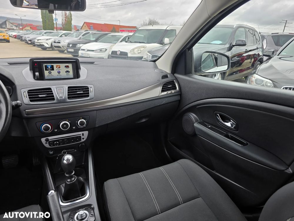 Renault Megane dCi 110 FAP LIMITED - 12