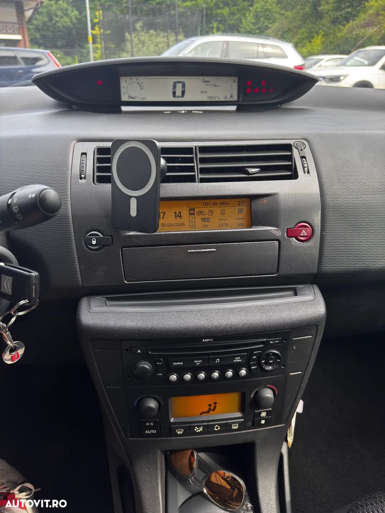 Citroën C4 - 8