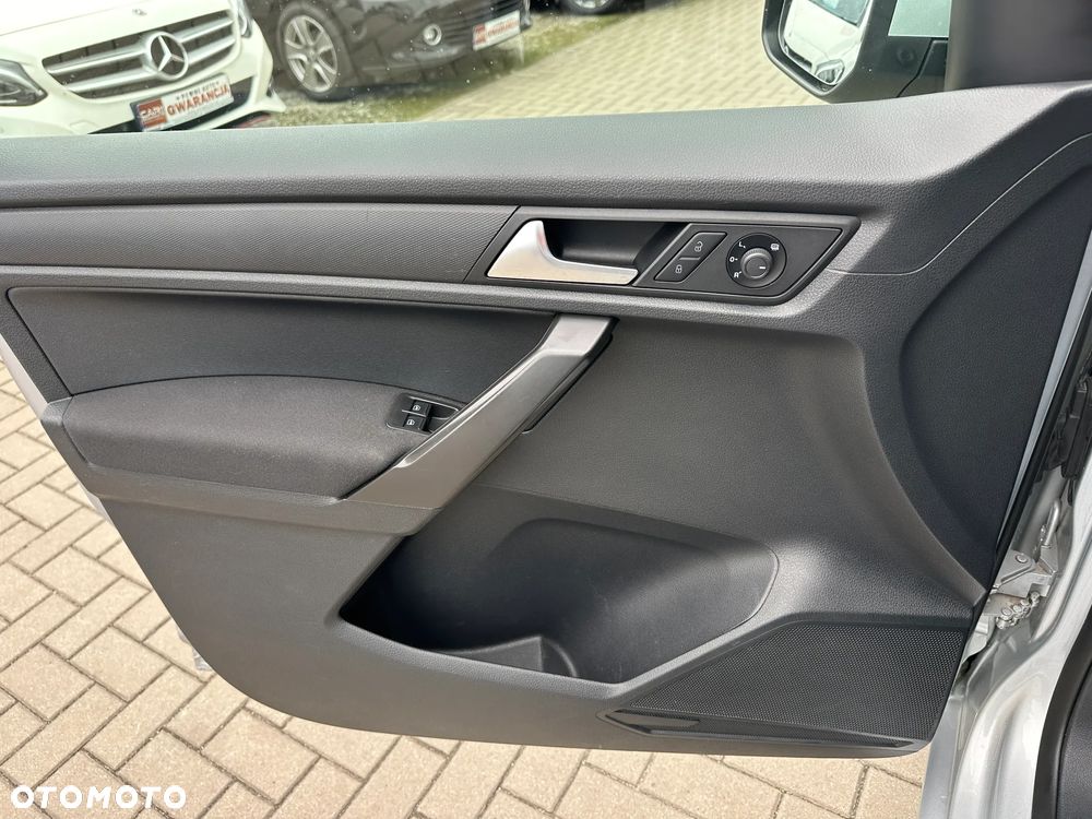 Volkswagen Caddy - 15