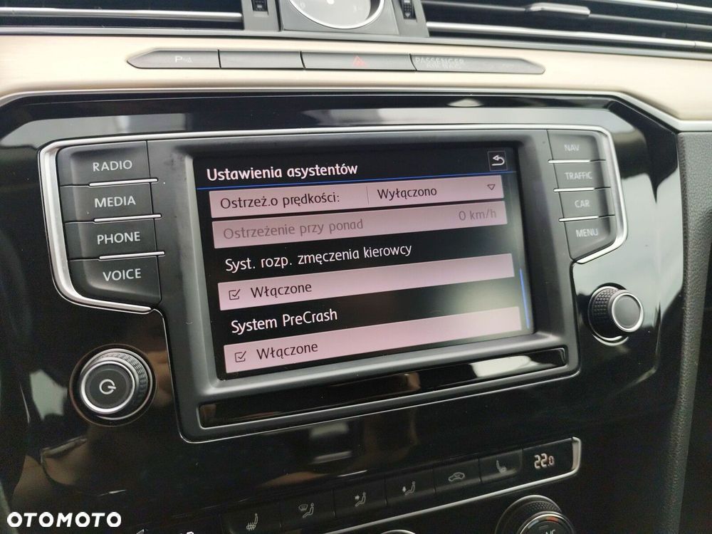 Volkswagen Passat - 29
