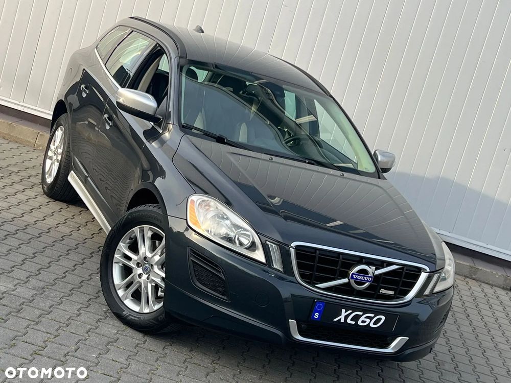 Volvo XC 60 D5 AWD RDesign - 22