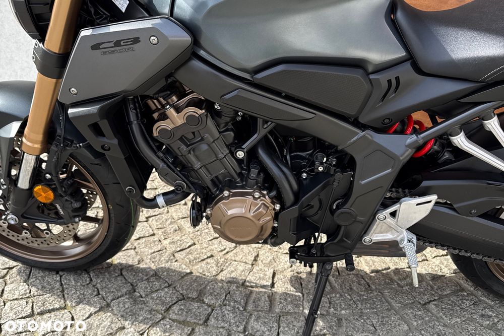 Honda CB - 21