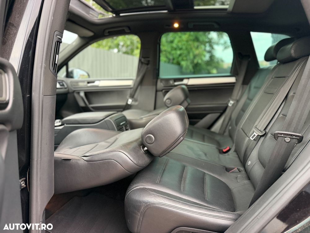 Volkswagen Touareg - 12
