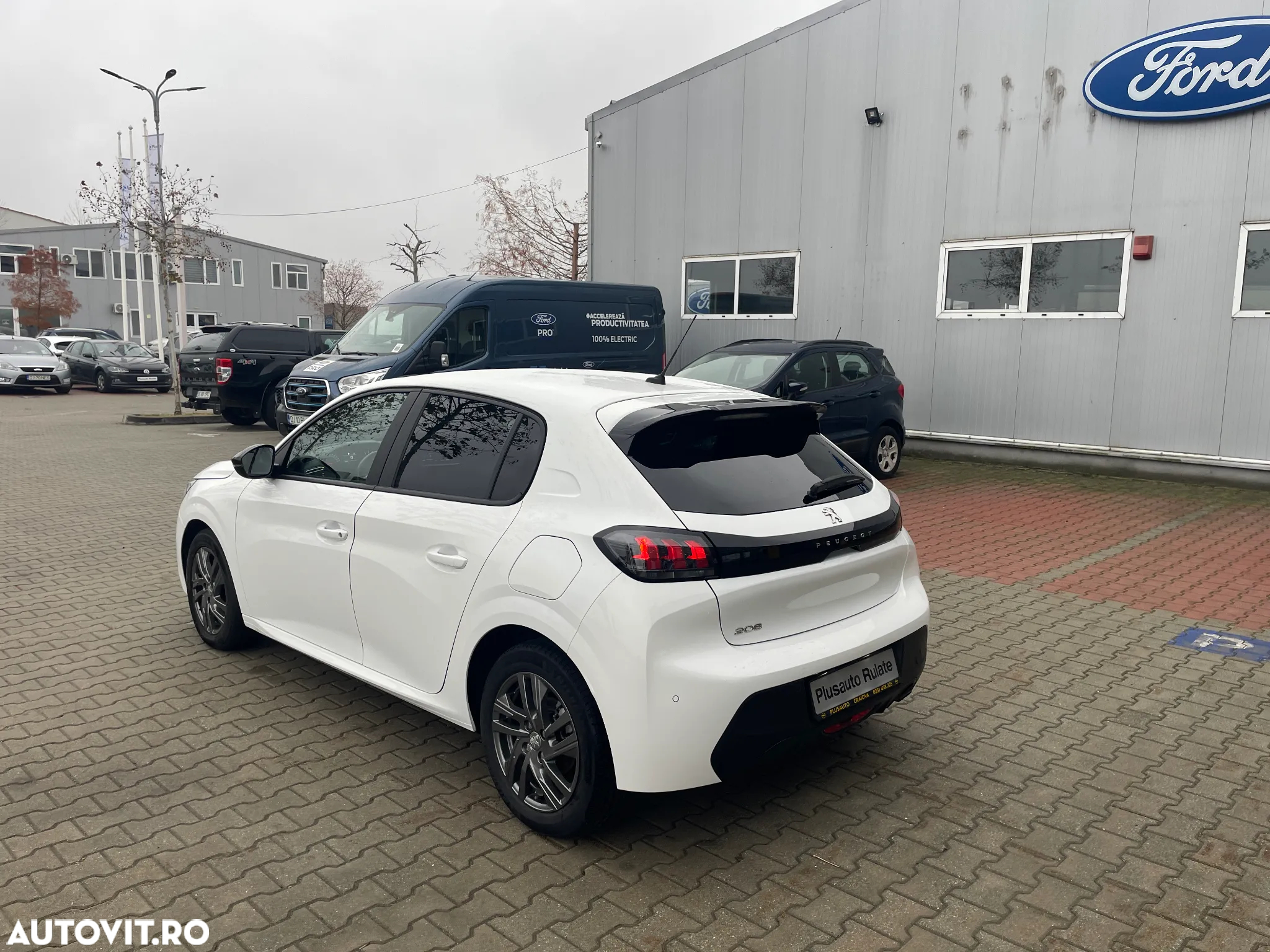 Peugeot 208 1.2 L PureTech STT EAT8 Active Pack - 5