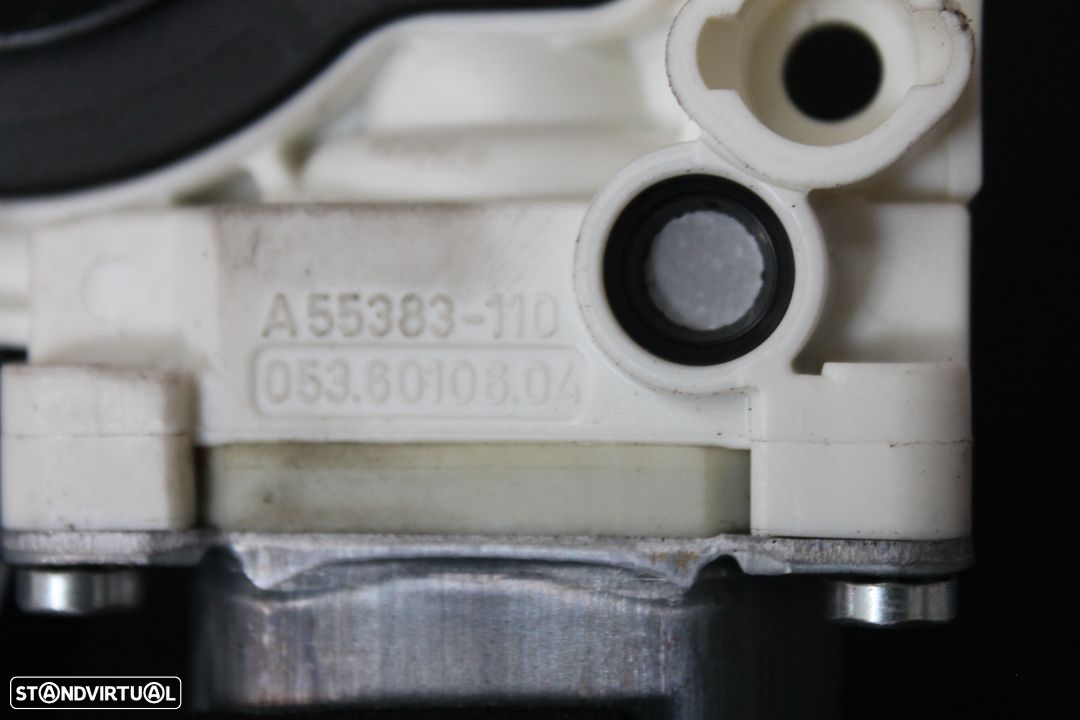 Motor Elevador Vidro Mercedes CLA - 4