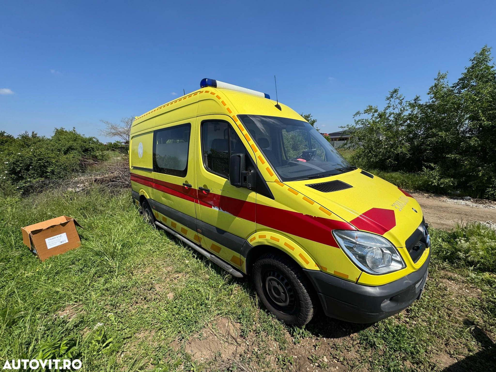 Mercedes-Benz Sprinter - 2