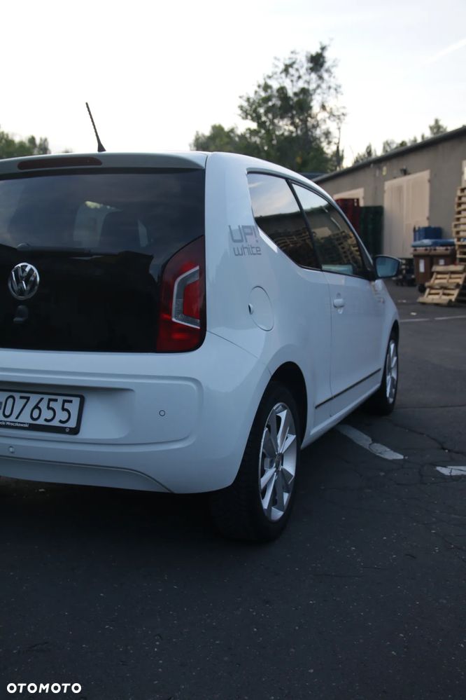 Volkswagen up! - 10