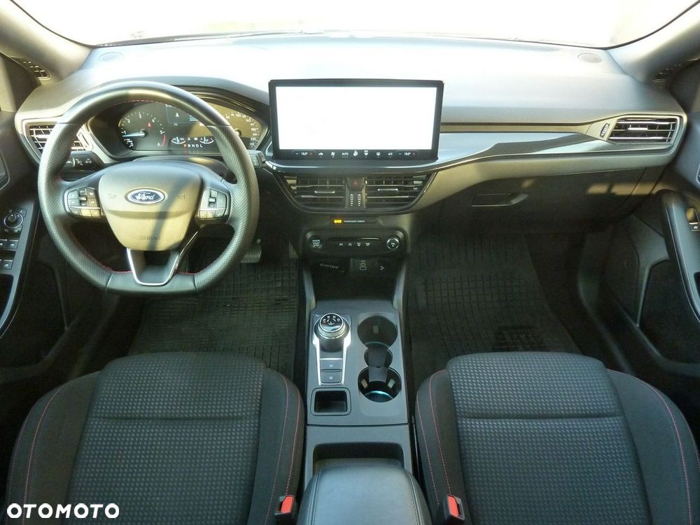 Ford Focus - 11