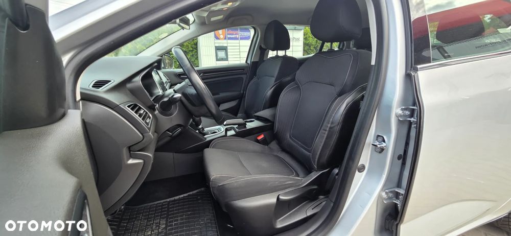 Renault Megane BLUE dCi 115 EDC INTENS - 32