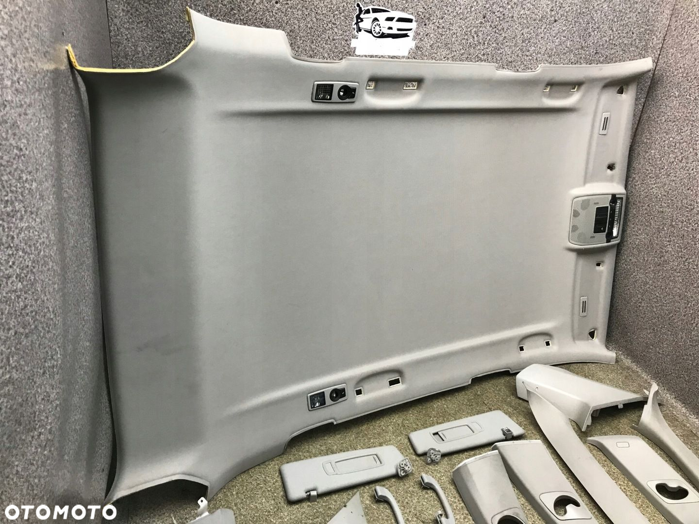 Podsufitka lampki slupki sloneczniki plastiki szara ladna BMW E70 X5 KPL - 3