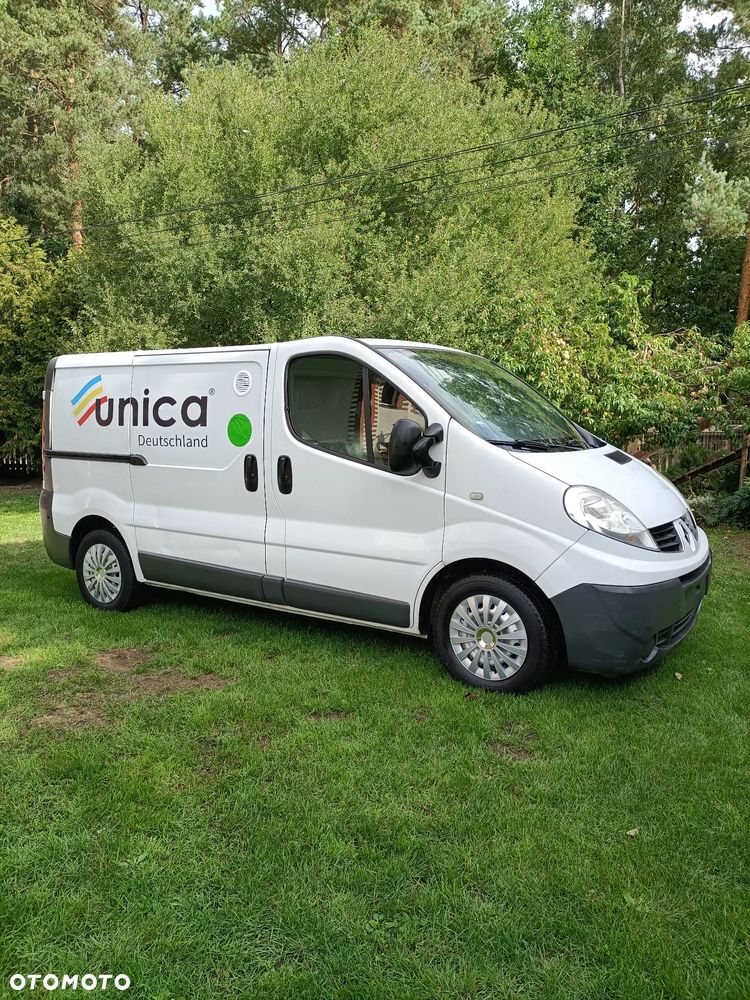 Renault Trafic - 12