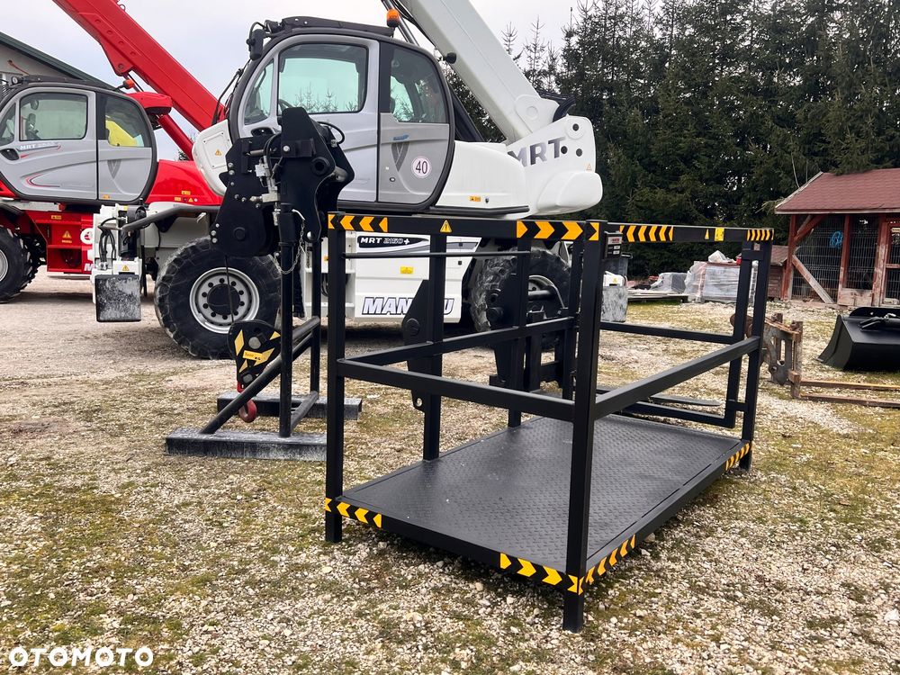 Manitou Ładowarka teleskopowa Manitou Mrt 2150 + Privilage Roto obrotowa 360 Pilot sterowanie radiowe Kosz Widły 2016/17 1840 2550 2540 silnik Mercedes 2150+ Merlo - 9