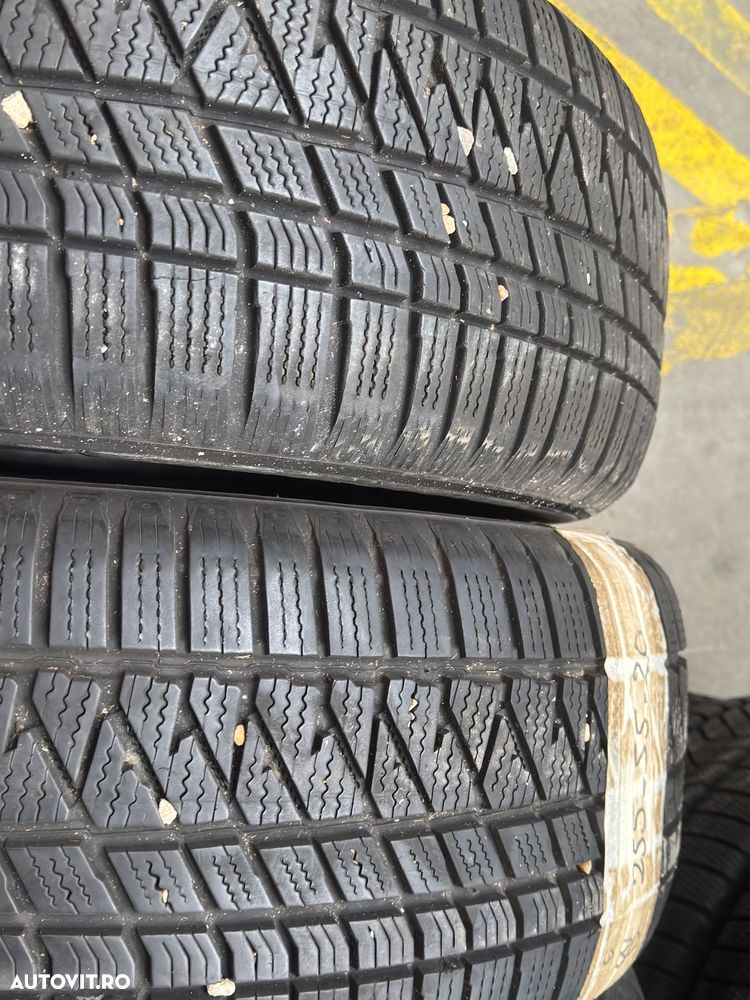 Vând 4 anvelope 255/55/20 kumho de iarnă ca noi - 5