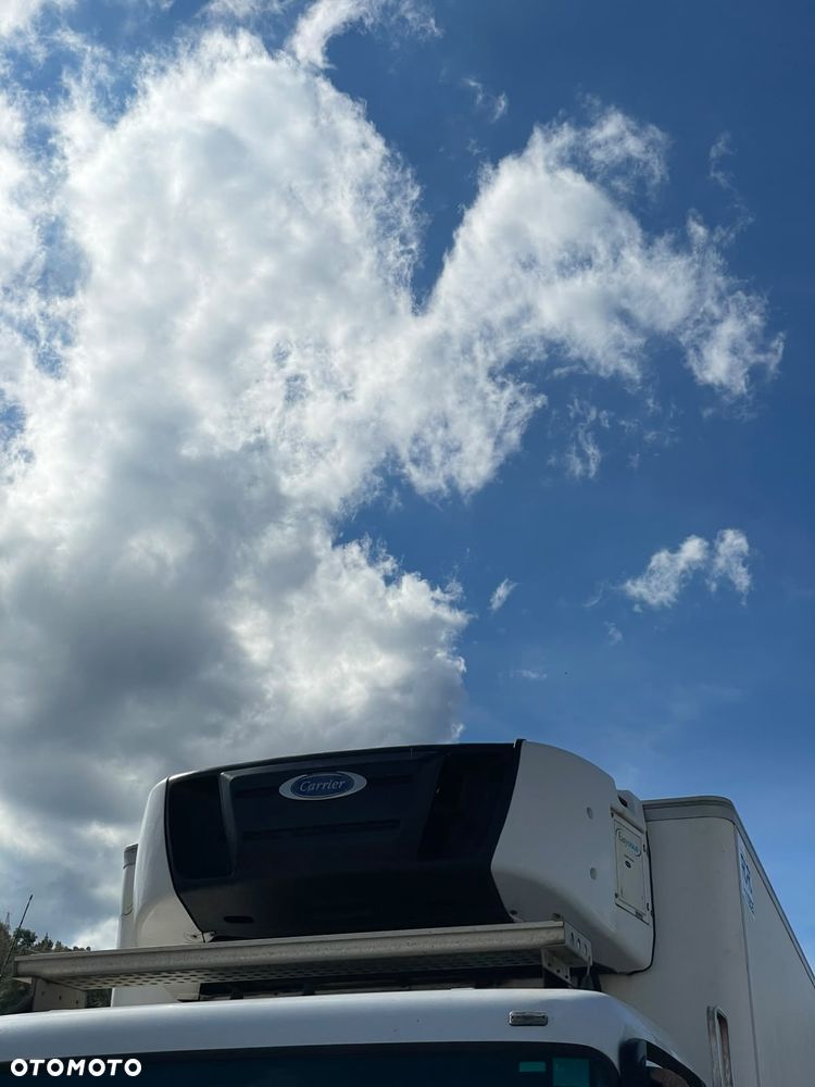 Mercedes-Benz actros - 8