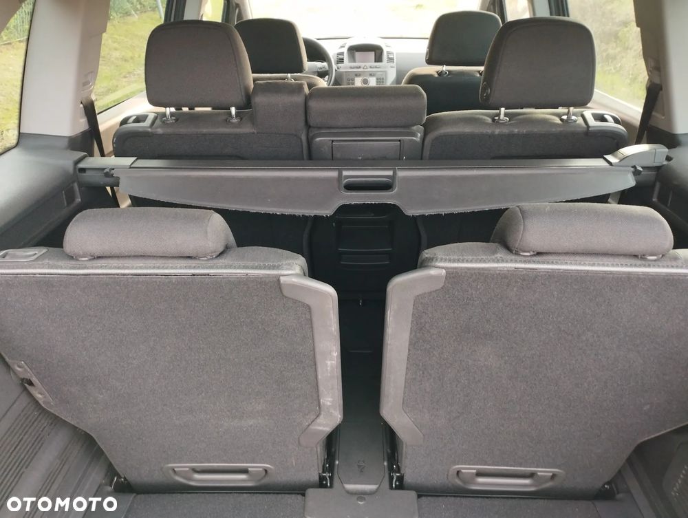 Opel Zafira - 7