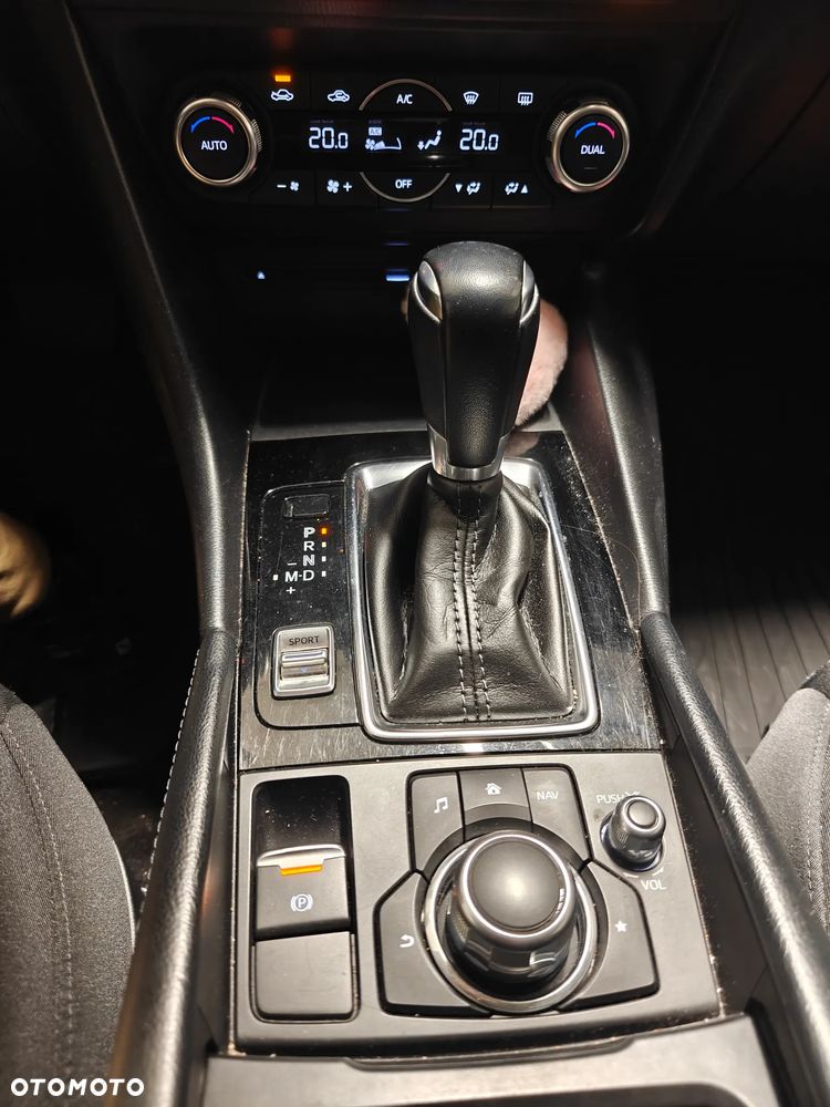 Mazda 3 - 16