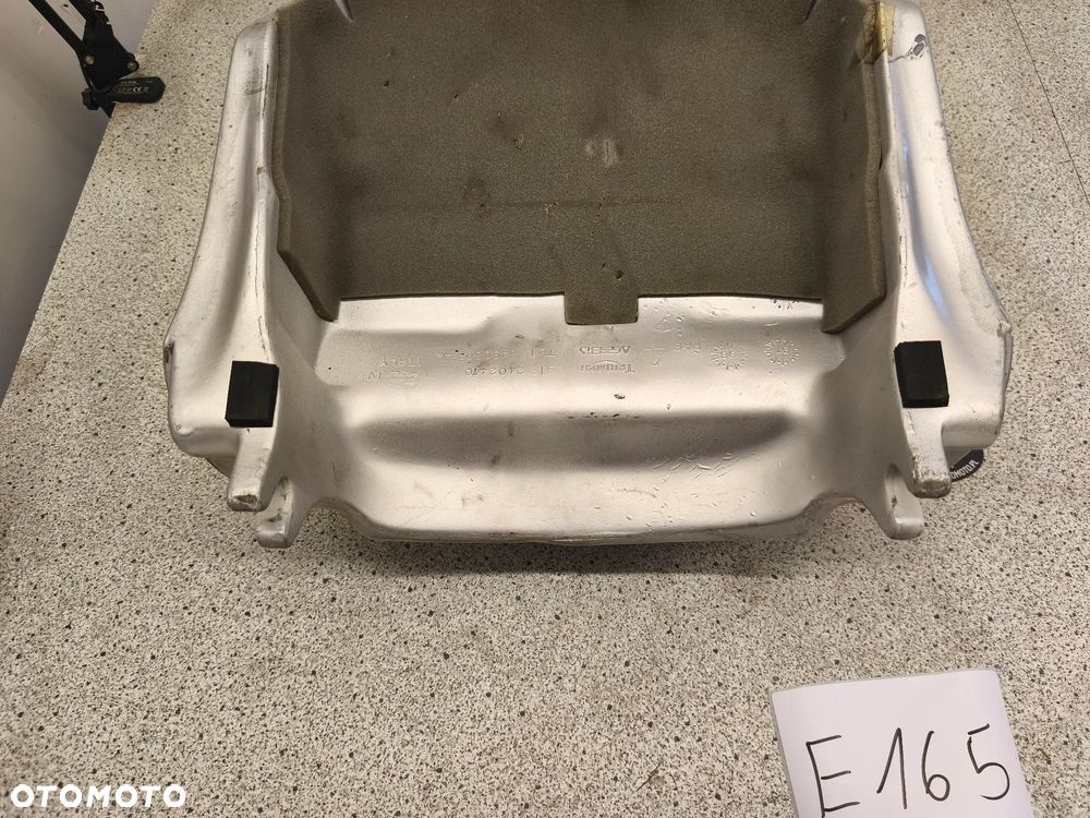 Bak, zbiornik paliwa Triumph Daytona 955i 955 - 15