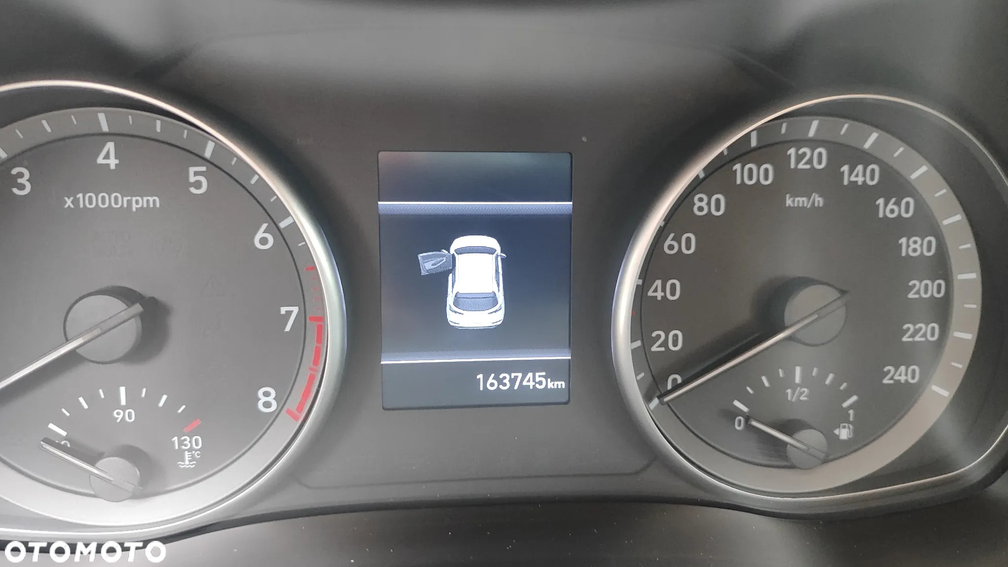 Hyundai i30 1.5 DPI Classic + - 7