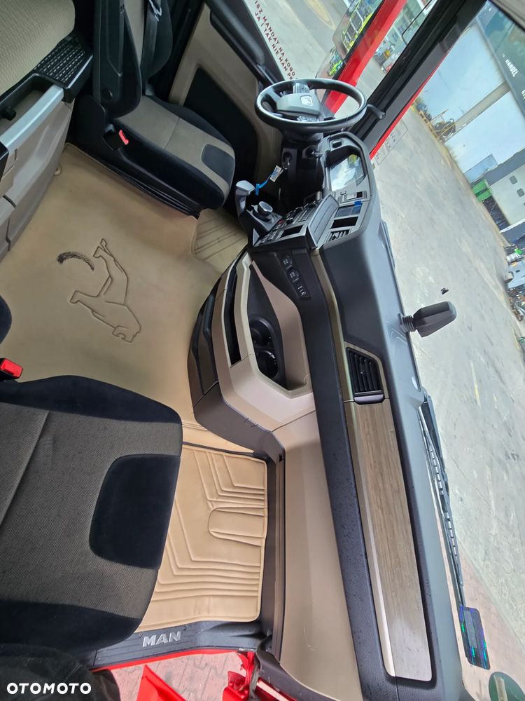 MAN MAN TG 3 XXL 470 KM LOWDECK - 29