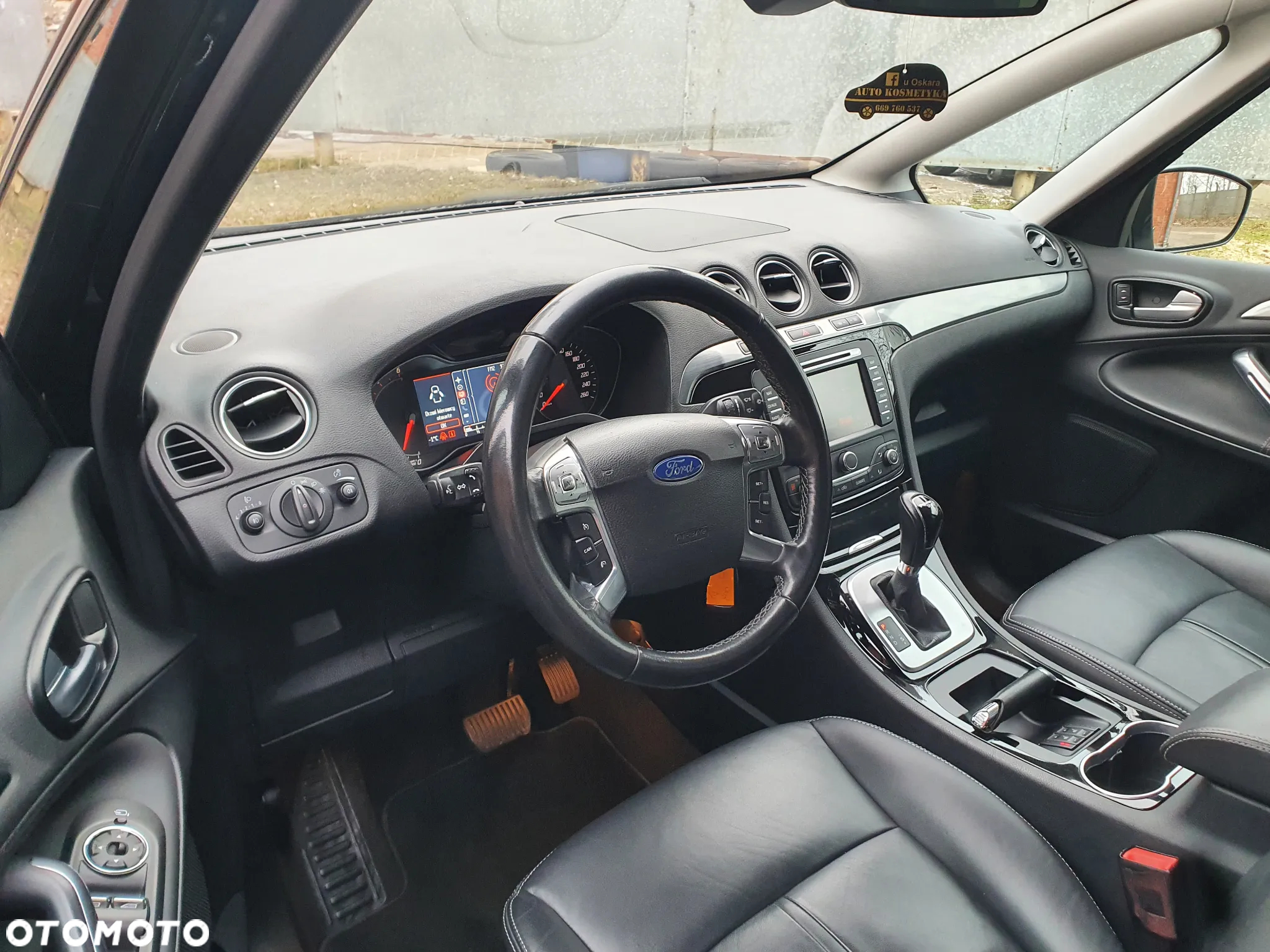 Ford S-Max 2.0 TDCi DPF Titanium - 11