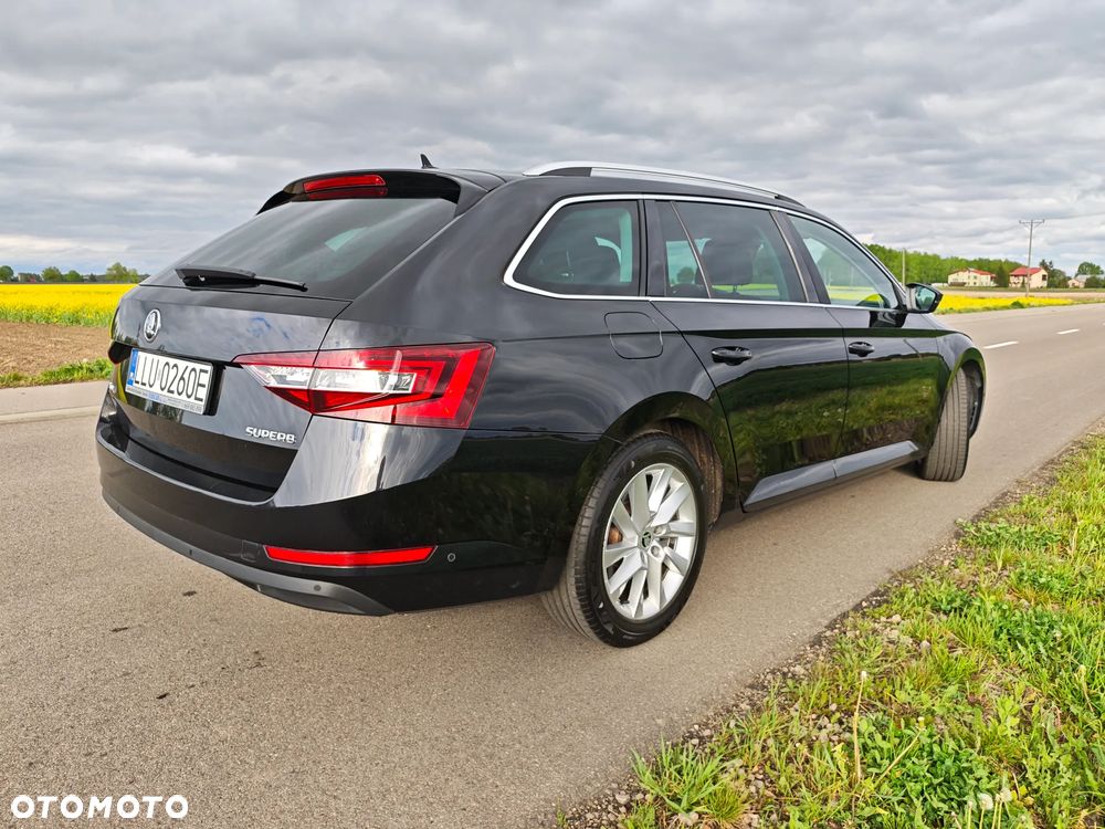 Skoda Superb 2.0 TDI DSG Ambition - 7