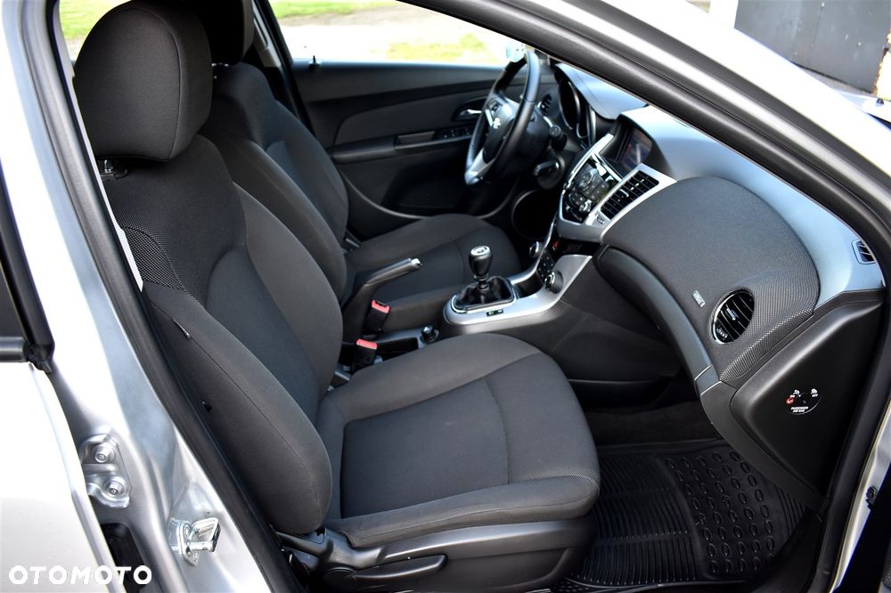 Chevrolet Cruze 1.4T LTZ+ - 23
