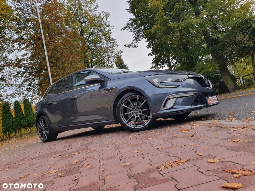 Renault Megane ENERGY TCe 205 EDC GT - 32