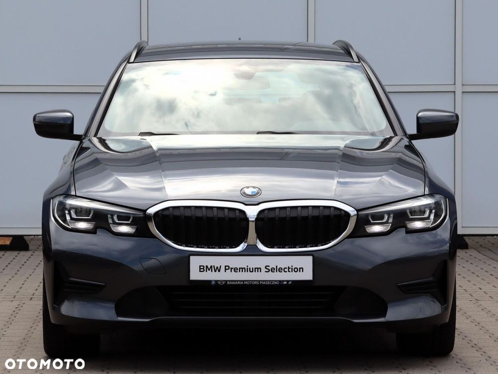 BMW Seria 3 - 10
