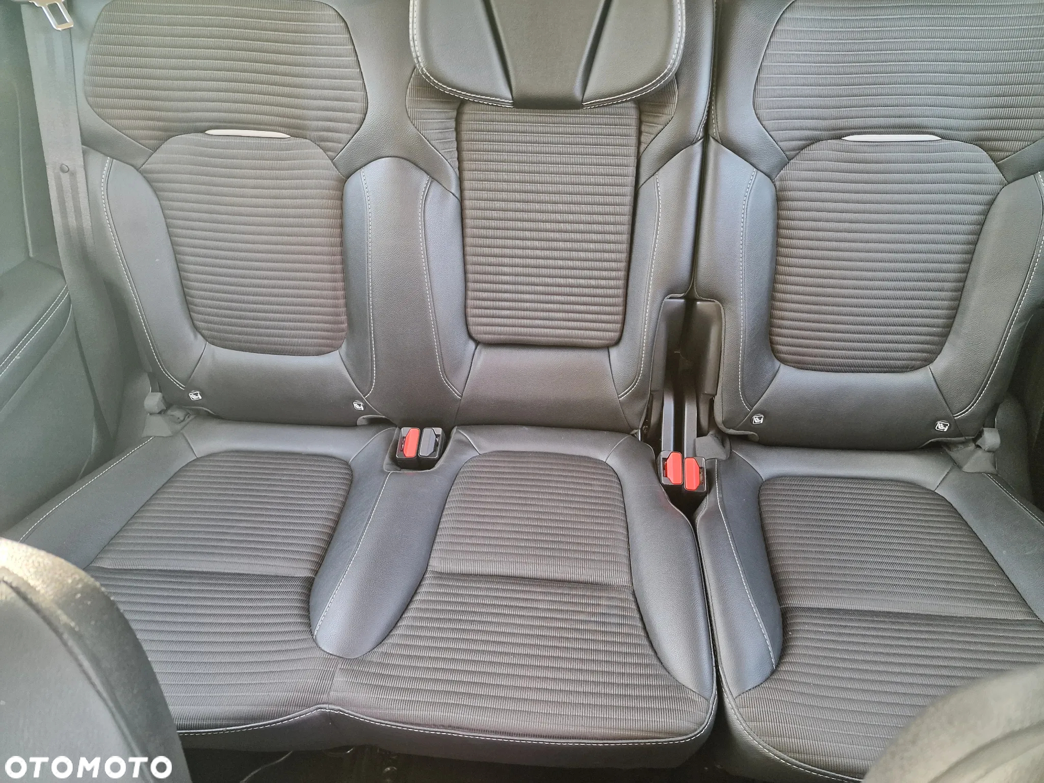 Renault Scenic 1.6 dCi Energy Bose Edition - 21